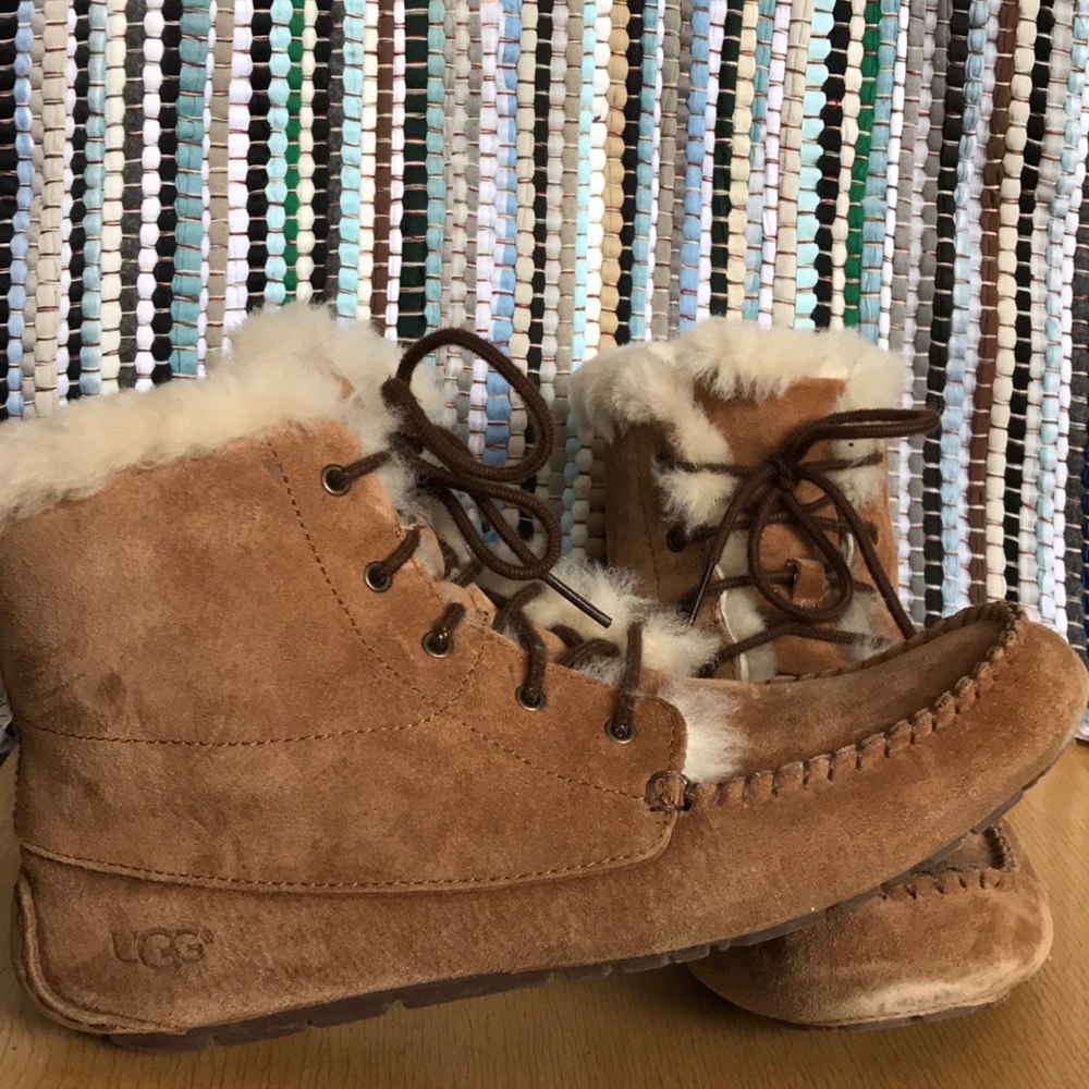 UGG Chickaree Bootie